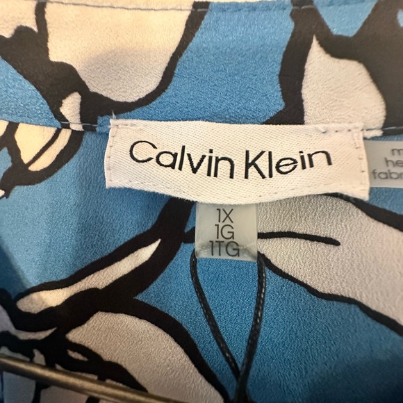 Calvin Klein turquoise with flowers.  1X. NWT - Picture 3 of 6